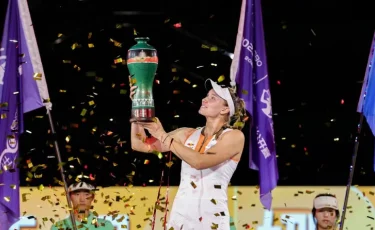 Елена Рыбакина снялась с полуфинала в Токио: названа причина