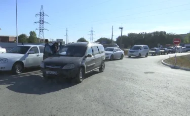 Сұйытылған газ тапшы: Ақтөбедегі бекеттерде ұзынсонар кезек пайда болды