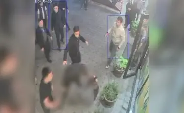 «Өлімші етіп сабаған: ұлының денсаулығына алаңдаған ана жабылып ұрғандарды жазалауды талап етті