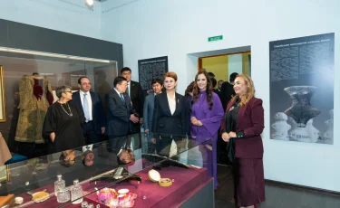 Бүгінгі қоғамның әлеуметтік-экономикалық өміріндегі әйелдер: Алматыда көрме ашылды