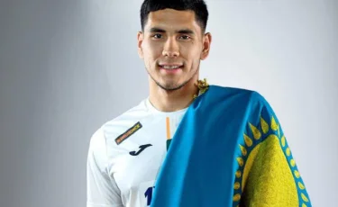 Темірлан Анарбеков те білім гранты иегері атанды