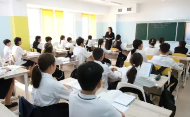 5 октября - День учителя: признание, награды и благодарность педагогам