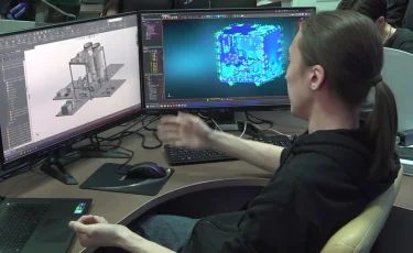 ІТ мамандары өз еркімен жұмыстан кетіп жатыр: сенатор сала мамандарының жалақысын көтеруді ұсынды