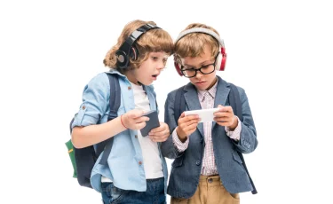 Смартфоны и зрение: чем вредны экраны и как сохранить здоровье глаз