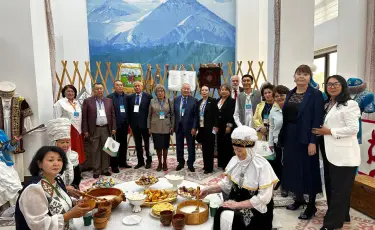 Алматыда Халықаралық қарттар күні аясында Қарттар айлығы өтіп жатыр