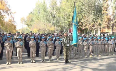 Дню Республики посвящается: около тысячи школьников исполнили гимн Казахстана