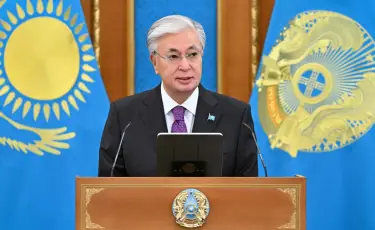 Президент поздравил казахстанцев с наступающим Днем учителя