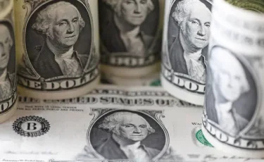 Без былого блеска: что происходит с долларом в Казахстане