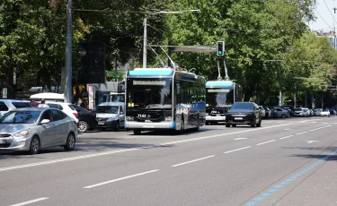 Алматыда тұрғындарға ыңғайлы болуы үшін автотұрақтар ретке келтіріледі