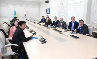 Заместитель акима Алматы Бейбут Шаханов встретился с известным японским архитектором