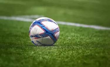 Матч обернулся трагедией: казахстанский футболист скончался во время игры