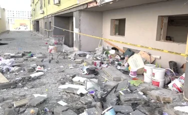 Жить в доме опасно: в Актау в подвале многоэтажки прогремел взрыв