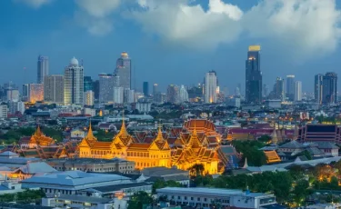 Таиланд в трауре: скончалась королева-мать Сирикит