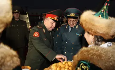 Министры обороны стран СНГ прибыли в Алматы