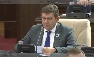 Депутат призвал к усилению контроля над дипфейками в Казахстане
