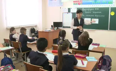 Любовь к родному языку: проект «Тұлпар мініп, ту алған» привлекает тысячи школьников и педагогов