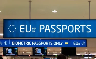 Забудьте про штампы: ЕС обновляет правила въезда в Шенгенскую зону