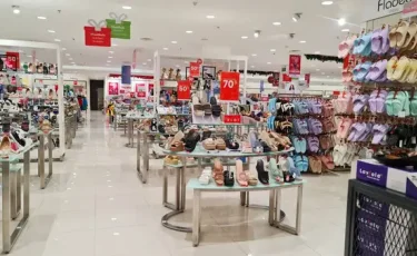 Ко Дню Республики в Казахстане тысячи товаров подешевеют до 70%