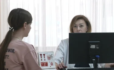 Мектептегі қыздарды акушер-гинекологтар тексеруі мүмкін