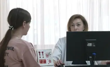 Мектептегі қыздарды акушер-гинекологтар тексеруі мүмкін