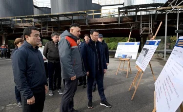 Алматы әкімі жетекші кәсіпорындардың жұмысын тексерді