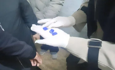 Астанада есірткі тасымалдаған күдікті қолға түсті  Ақпарат көзі