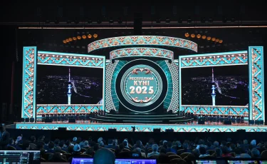 Алматыда Республика күніне арналған салтанатты концерт өтті