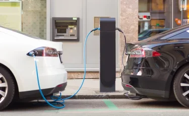 Новые правила для электромобилей: как это коснется владельцев