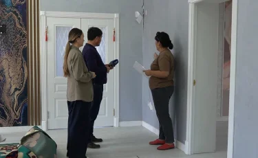 Под угрозой обрушения: в Шымкенте прорыв водопроводной трубы может лишить горожан жилья