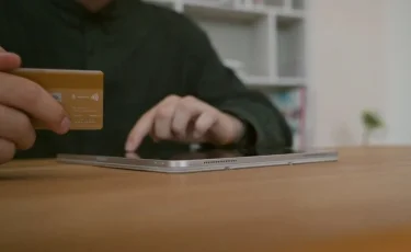 Словно под гипнозом: алматинцы рассказали, как отдали мошенникам десятки миллионов тенге