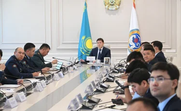 Заместитель акима Алматы Алмасхан Сматлаев провел заседание Комиссии по ЧС