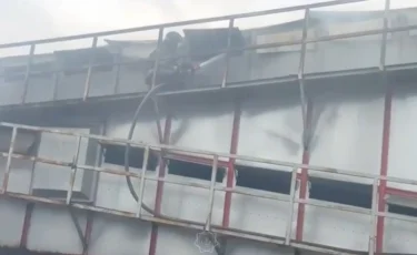 Пожар в агропредприятии: в ВКО огонь охватил территорию ТОО