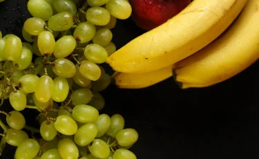 Не все фрукты одинаково полезны: какие из них могут испортить фигуру