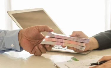 Казахстанцы больше не смогут оформить несколько кредитов одновременно