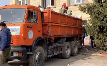 «Жастар рухы» жастар қанаты «Перзент» балалар үйіне жедел көмек көрсетті