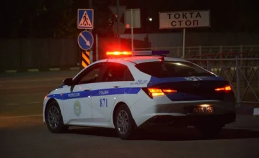 Ночные гонки: подросток за рулем пытался скрыться от полиции (видео)