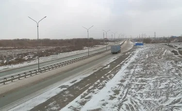 Размытая дорога и ремонт: в одном из регионов Казахстана перекрыли трассу