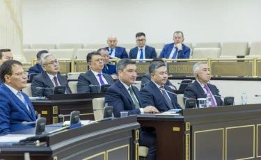 Қазақстанның қарызы төмен болуы тиіс: Олжас Бектенов Үкіметтің жұмыс бағыты туралы