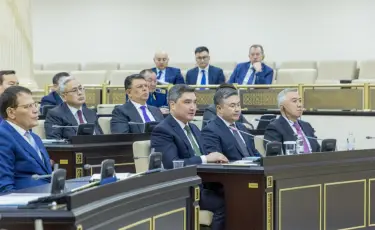Қазақстанның қарызы төмен болуы тиіс: Олжас Бектенов Үкіметтің жұмыс бағыты туралы