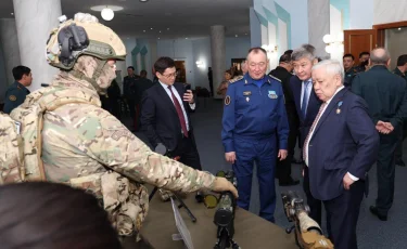 Круглый стол о службе и правах: как укрепляют армию и доверие общества