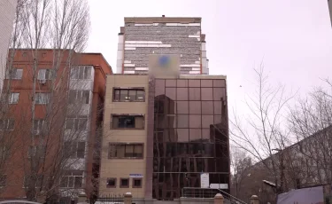 Астанада құлаған тұрғын үй қасбетіне жауапты құрылыс компаниясының ісіне қандай баға беріледі