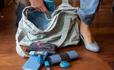 Как порядок в сумке помогает в порядке мыслей