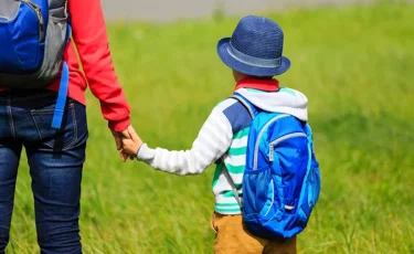 Қолы байлаулы болған: Қарағандыда анасы 4 жасар баласына қатыгездік көрсетіп келген