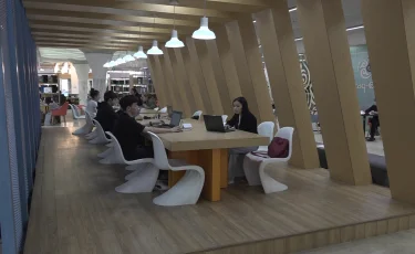 Алматыда кітапхана билетінің орнына мобильді қосымша қолданылады