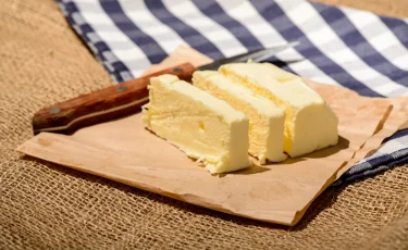 Запомните раз и навсегда: можно ли есть сливочное масло каждый день