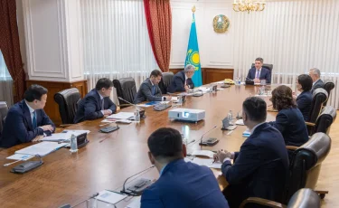 Олжас Бектенов провел совещание по вопросам совершенствования системы соцподдержки населения