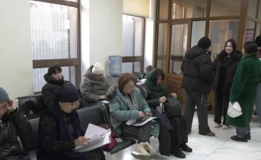 Стресс вместо знаний и потеря денег: в Астане и Алматы разгорается образовательный скандал