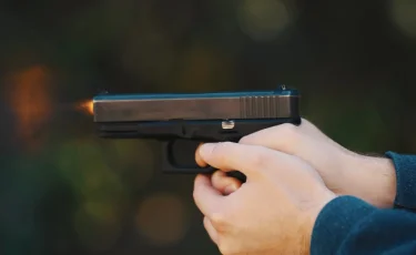 Две враждующие семьи устроили разборки со стрельбой: есть погибшие и раненые