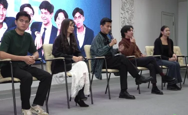 Алматыда «105» сериалының түсірілім тобы оқушылармен кездесті