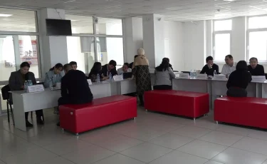 Представители различных госструктур провели встречу с алматинцами